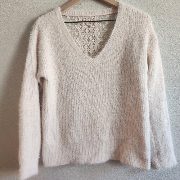 Berthie Paris Sweater Womens Medium Cream Fuzzy V Neck Lace Back Pullover Soft - Picture 1 of 8